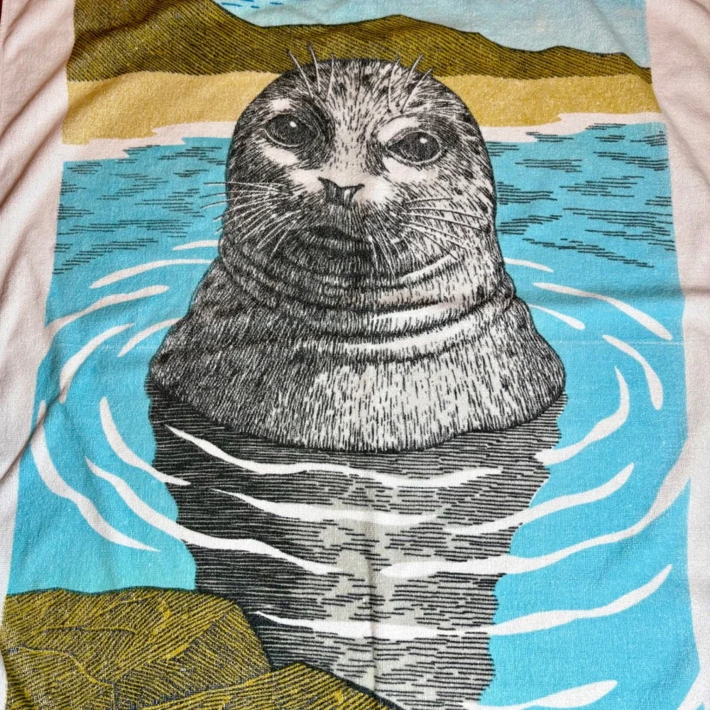 Vintage Ocean Spray Seal Beach Towel Center for Marine Conservation Blue White